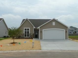 2815 Lucylu Ct, Appleton, WI 54913