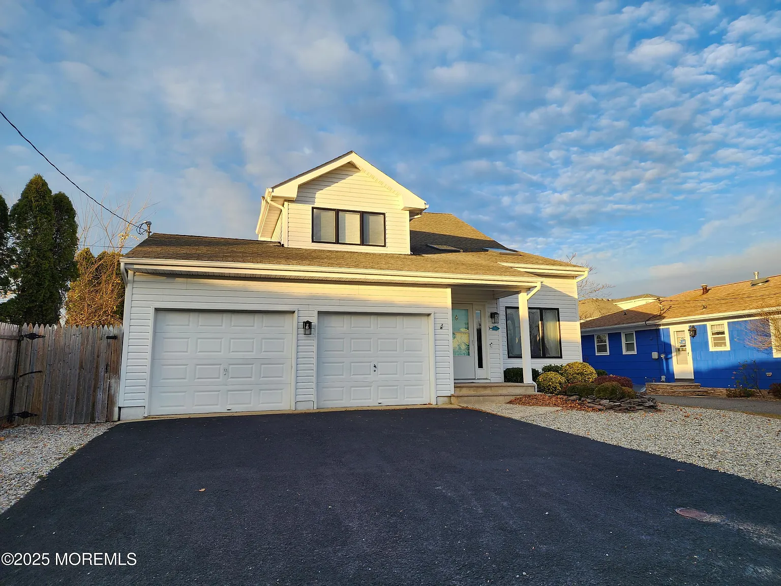 4 bed, 3.5 bath, 2027 sqft, $7,500 — Photo 1