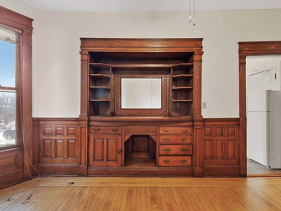 5th image of 2006 Park Ave S #207