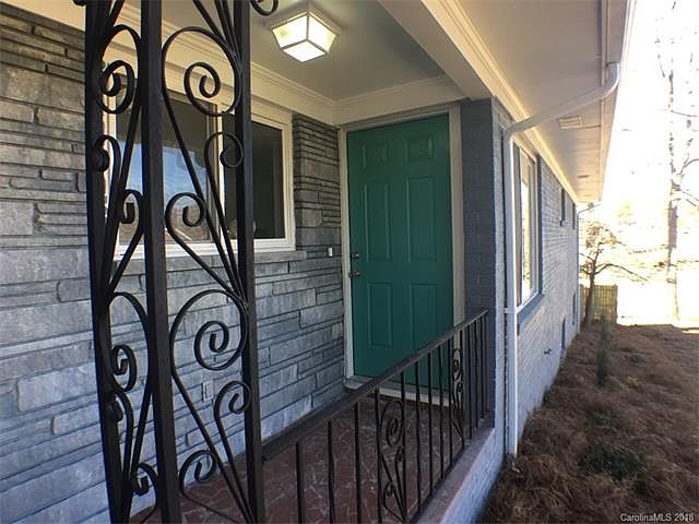 1st image of 662 Sedgefield St SW