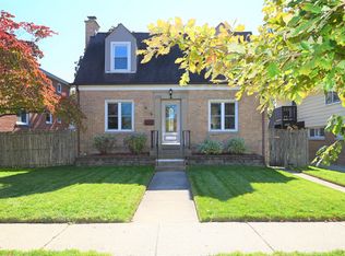 1732 Main St, Evanston, IL 60202