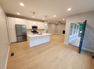 18 Lee Rd, Barrington, NH 03825