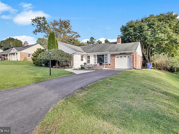 2nd image of 362 Greendale Rd