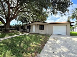 Rainbow Lakes, Pembroke Pines, FL 33024