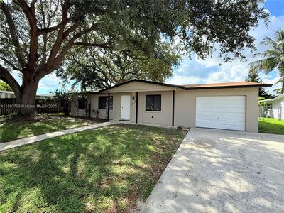 9342 NW 23rd St, Pembroke Pines, FL, 33024
