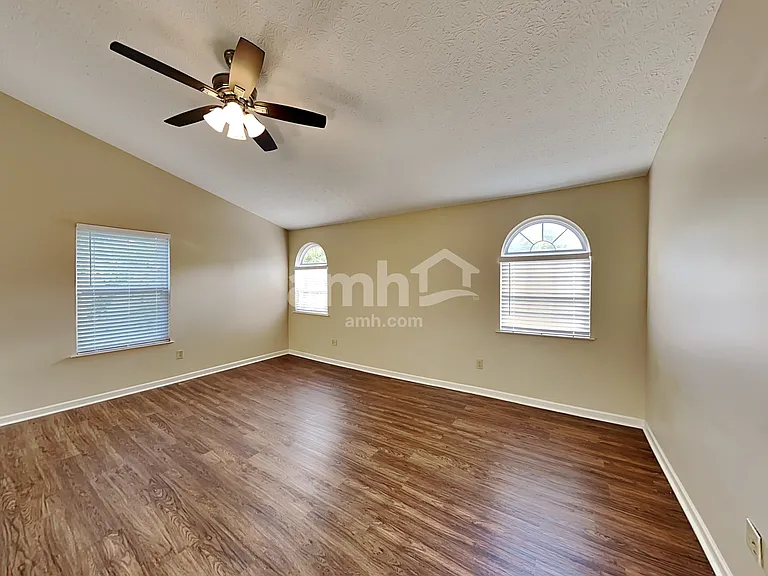 4906 Bixby Ridge Dr E — Photo 12