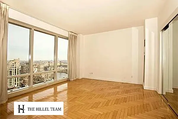 Rented by Compass | media 28