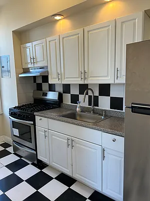 Rented by Rani Dishi, LREB | media 15