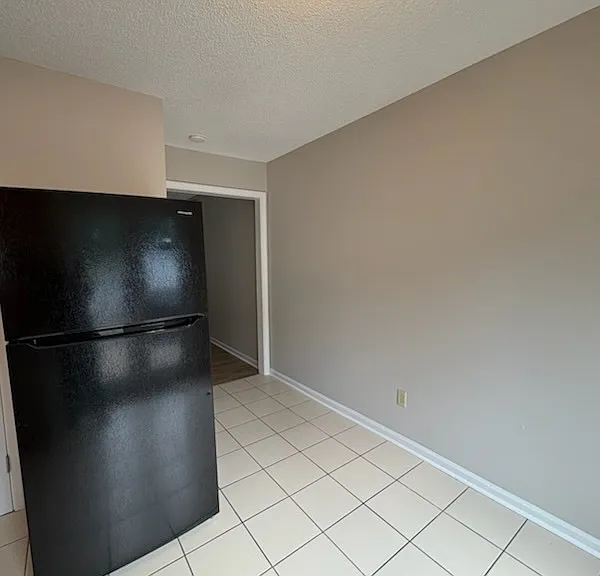 1110 Arbor Dr #6 — Photo 5