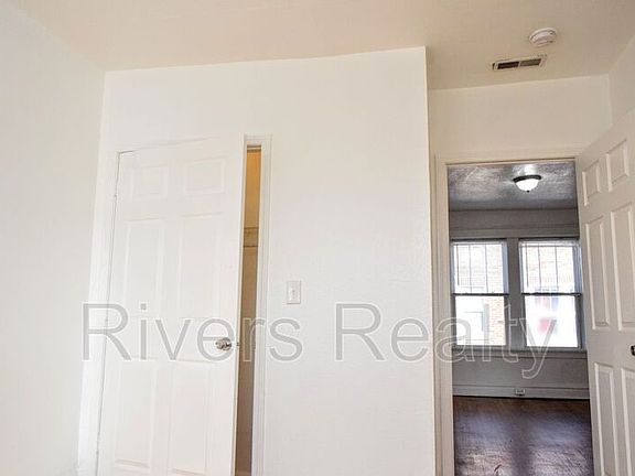 5th image of 5012 Virginia Ave