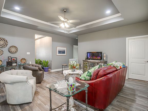 5th image of 2708 San Gabriel Dr