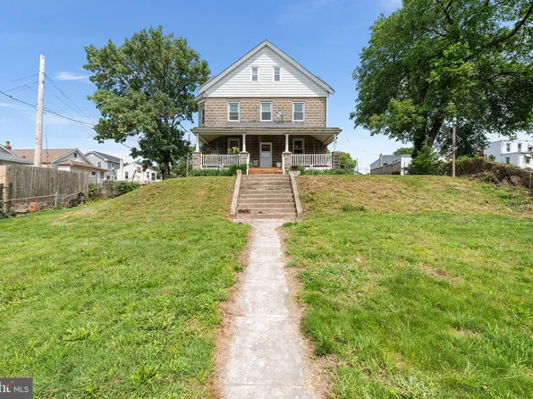 138 W Ridge Rd, Linwood, PA 19061