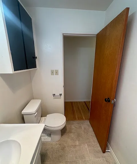 303 Lynn Dr — Photo 15