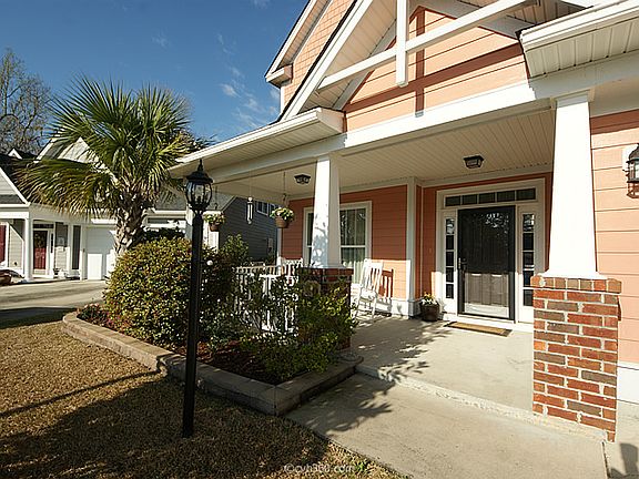 2nd image of 8568 Royal Palms Ln