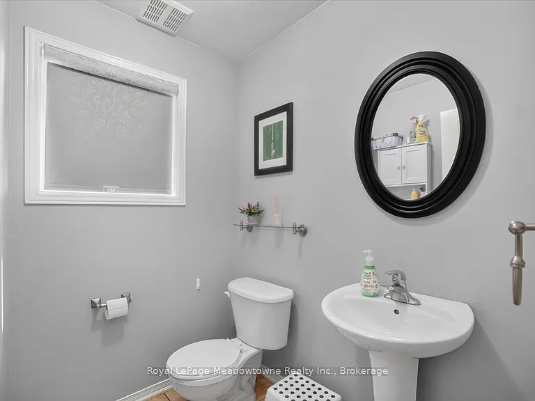 1138 Charlton Way — Photo 13