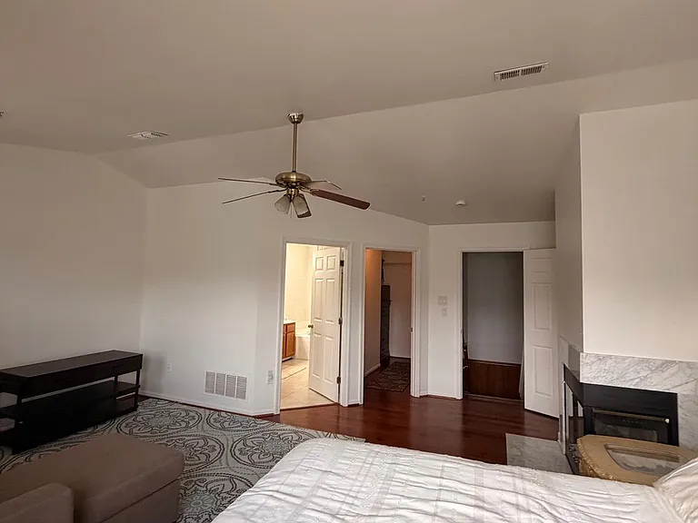5707 Duke Ct — Photo 27