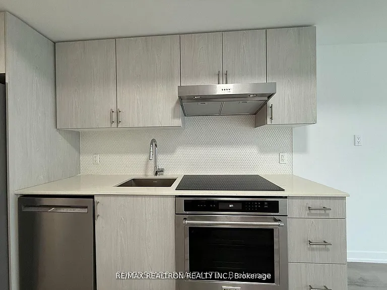 485 Logan Ave #308 — Photo 21