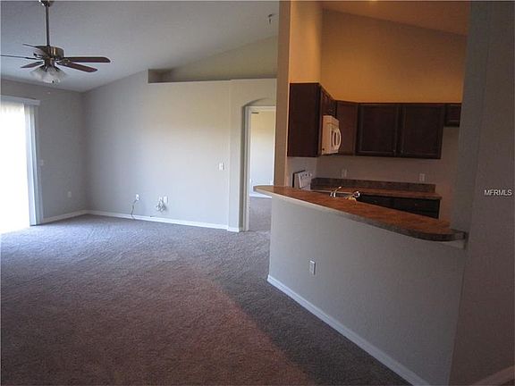 5th image of 1788 Williamsburg Dr