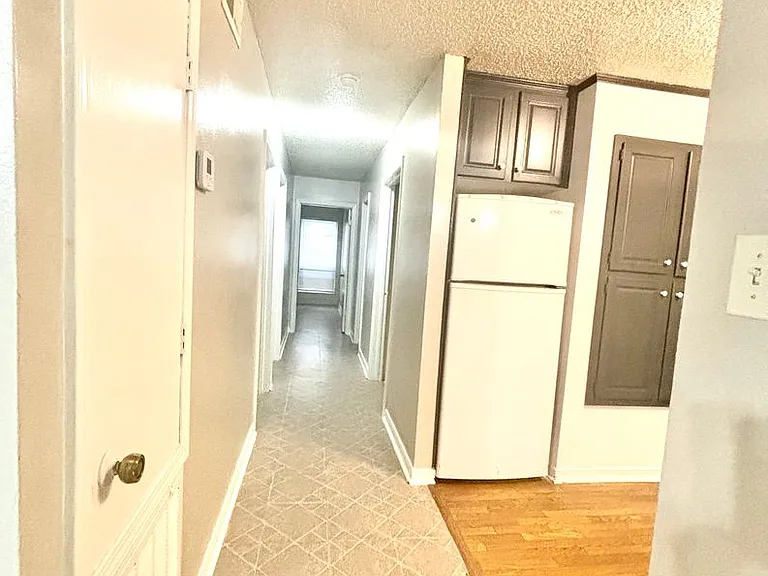 8219 Bayou Fountain Ave — Photo 2
