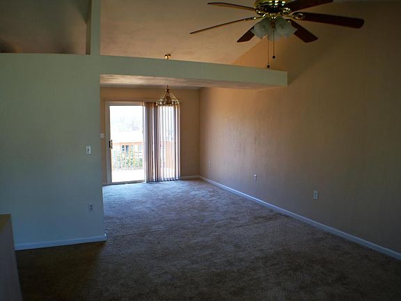 3rd image of 1143 Finney Dr