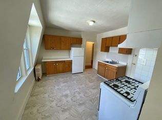 501 Warren St APT 4, Dorchester, MA 02121