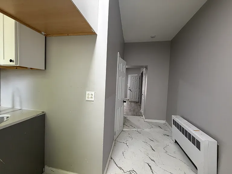 36 S 12th St #1 — Photo 11