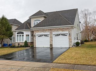8 Plymouth Way, Barnegat, NJ 08005