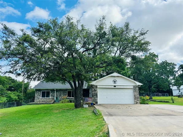 110 Hildale, Eufaula, OK 74432