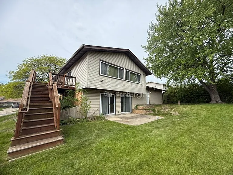 1645 Highland Blvd — Photo 33