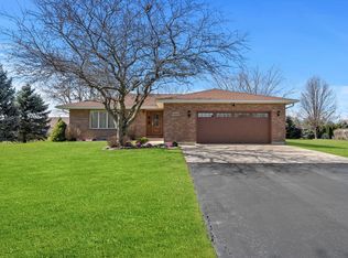 16218 S Rosemarie Ln, Lockport, IL 60441