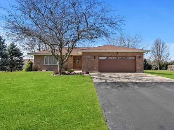 16218 S Rosemarie Ln, Lockport, IL 60441