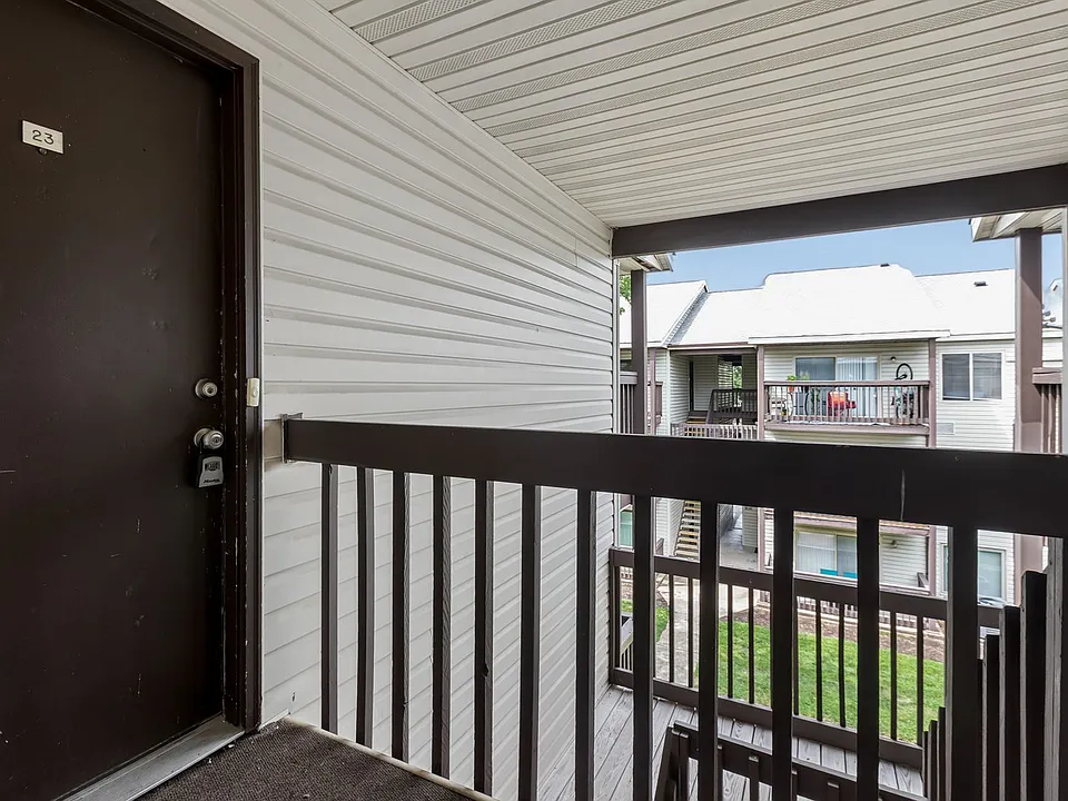 23 Davenport Ct