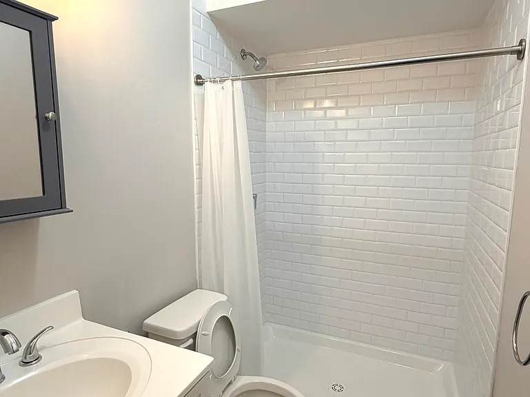 393 Philip Ave #2 — Photo 6