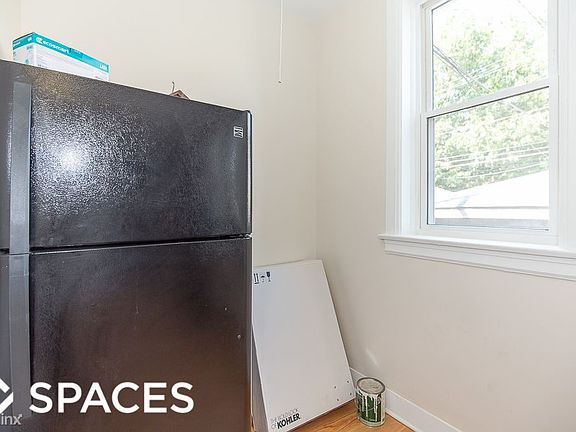 4th image of 1242 W Winnemac Ave #Unt1r