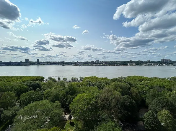 320 Riverside Dr APT 14G, New York, NY 10025
