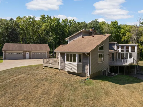 12770 Homestead Dr, Saint Paul, MN 55110