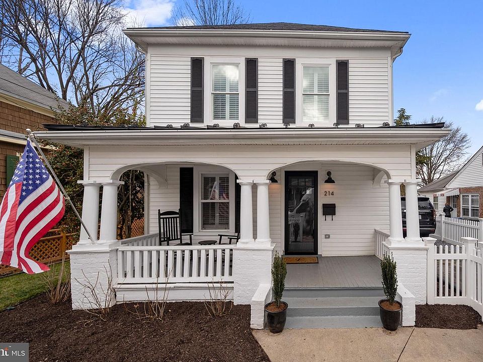1st image of 214 E Alexandria Ave