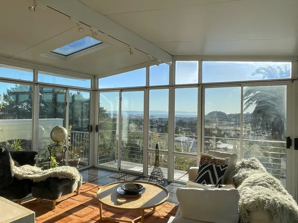 (undisclosed Address), San Francisco, CA 94131