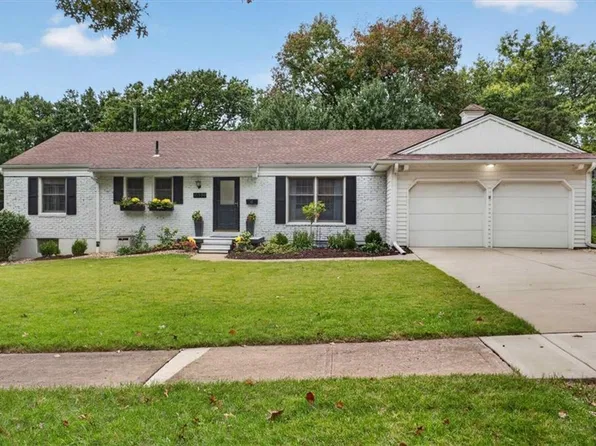 11520 Walnut St, Kansas City, MO 64114