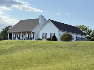 8700 Stagecoach Rd, Athens, OH 45701