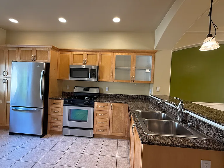 17817 80th Ave NE #B3 — Photo 2