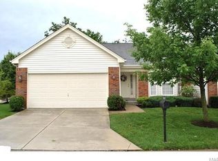1316 Kensington Way Dr, Ballwin, MO 63011