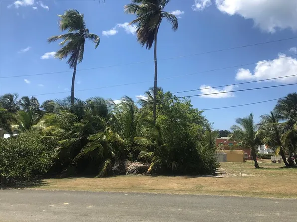 1 15th St, Vega Alta, PR 00692