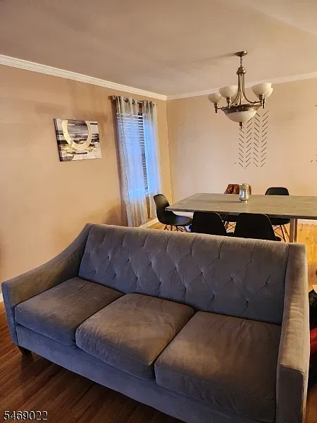 3 bed, 2.0 bath, $3,000 — Photo 2