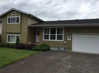 2641 42nd Ave, Longview, WA 98632