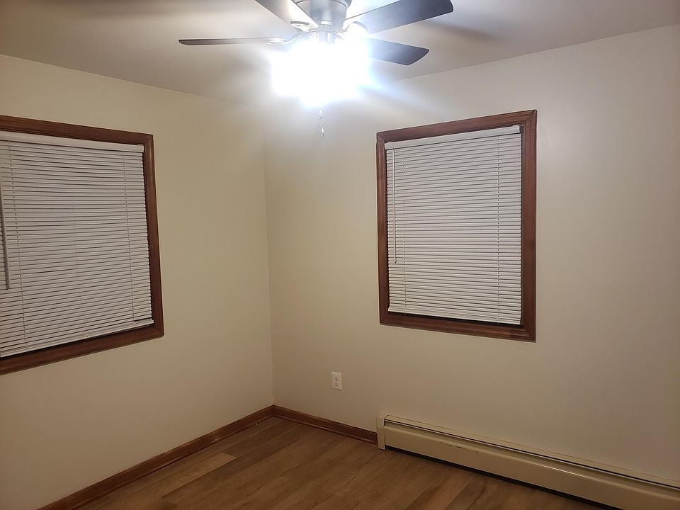 Bedroom 2 fits are queen size bed.