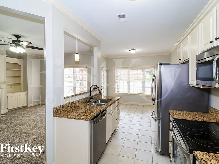 1311 Rain Hollow Cir W — Photo 7