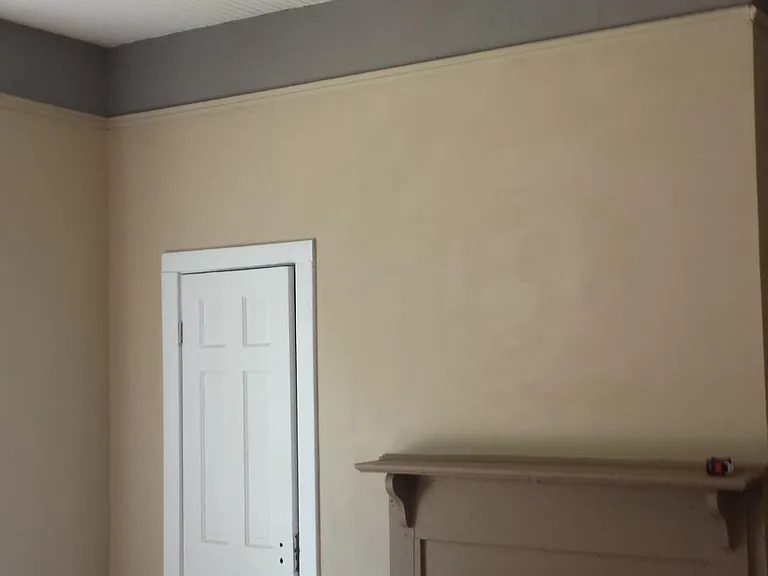 307 Clay St — Photo 3