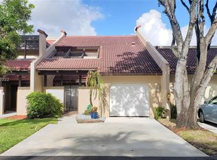 10003 Costa Del Sol Blvd #67, Doral, FL 33178