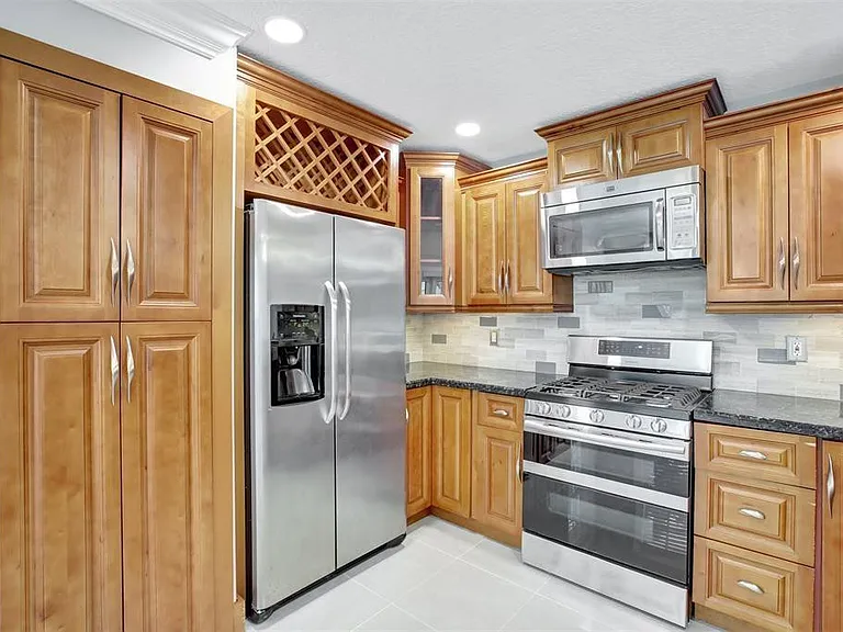 2355 NW 138th Dr — Photo 8